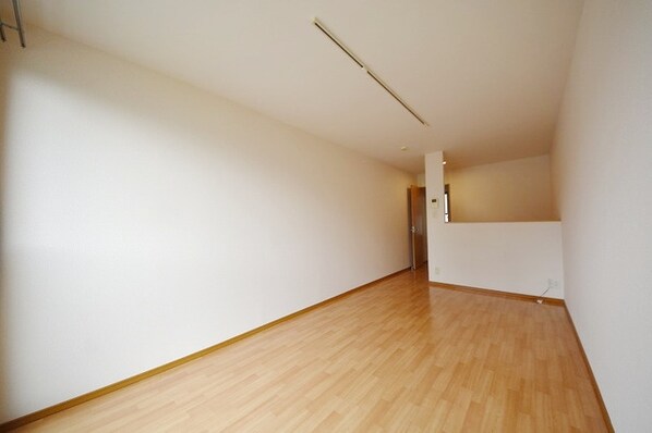 ボナールハウス新川の物件内観写真